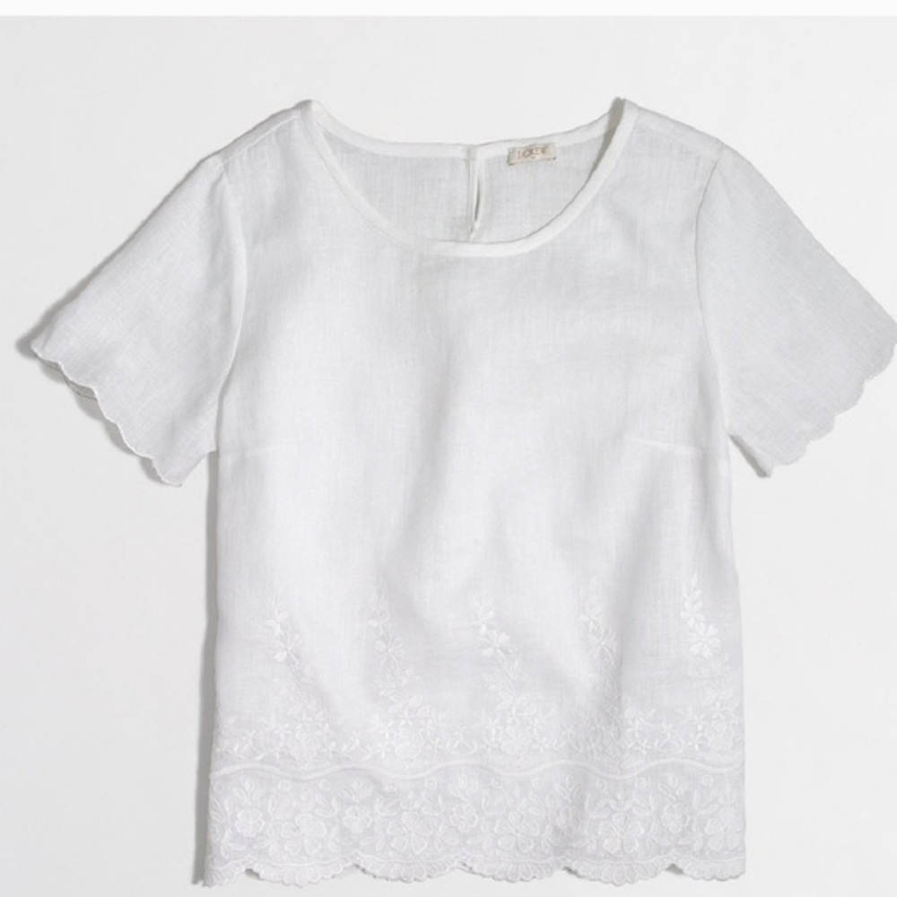 White scallop linen top
